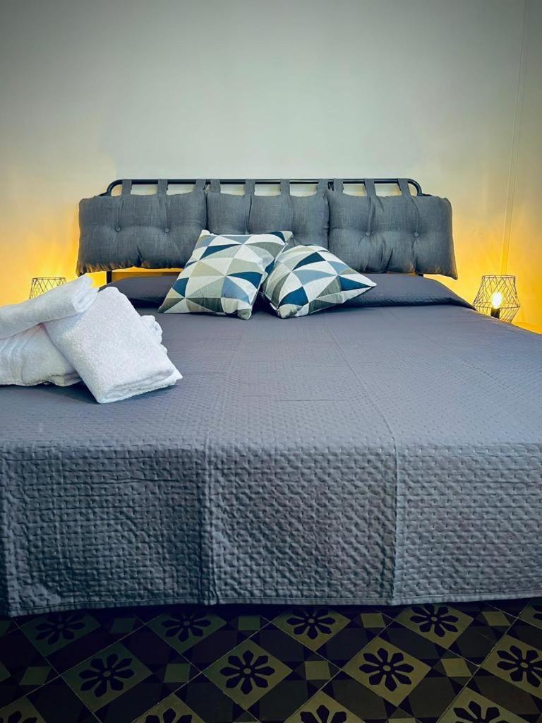 Amira Apartments Трапани Экстерьер фото